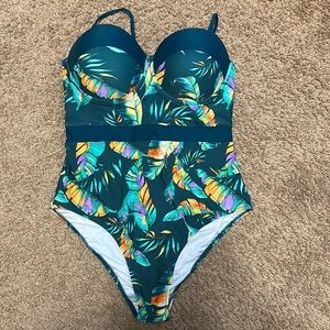 Woman’s one piece swim suit